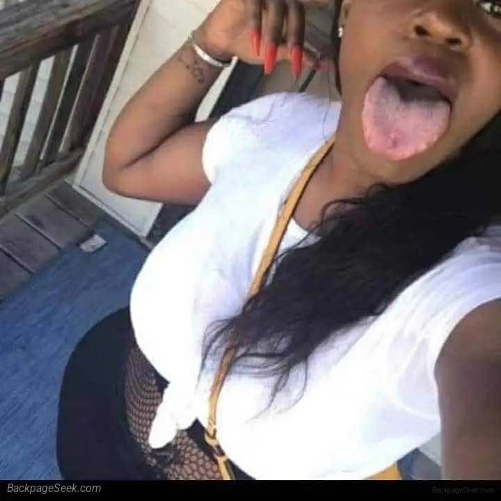 8mile and Greenfield hosting come have some fun with Bambi in Detroit – Women Seeking Men photo 6