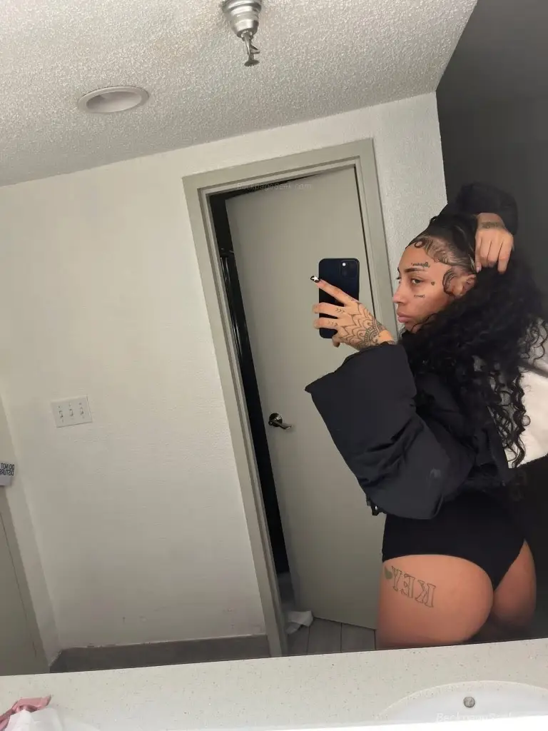 Tatted Foreign Slutt 7 0 QV SPECIAL in Detroit – Women Seeking Men photo 3
