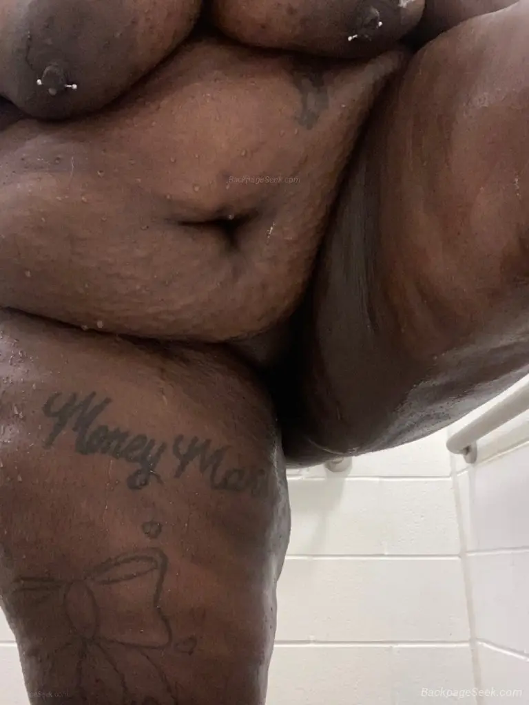 STOP SCROLLING NOW Offering INCALLS OUTCALLS Service Curvy P... in Detroit – Women Seeking Men photo 3