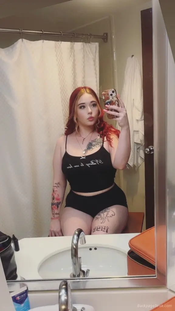 ur fav red head is BACCKKKK in Detroit – Women Seeking Men photo 2