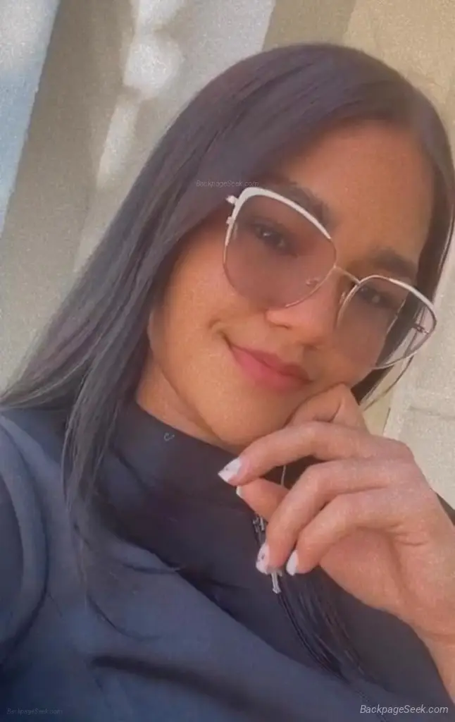 New girls available now in Detroit – Women Seeking Men photo 3