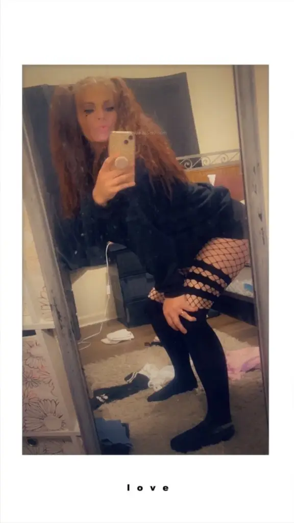 your favorite Petite italian in Detroit – Women Seeking Men photo 5