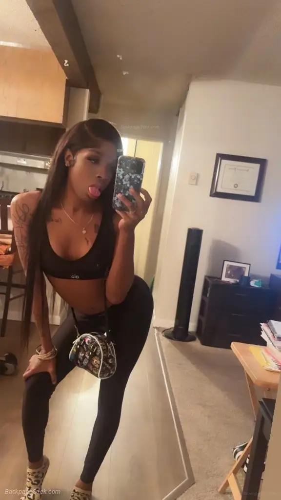 TS DREAM in Detroit – Women Seeking Men photo 4
