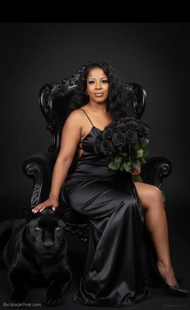 sophisticated and marinated in Detroit – Women Seeking Men photo 5