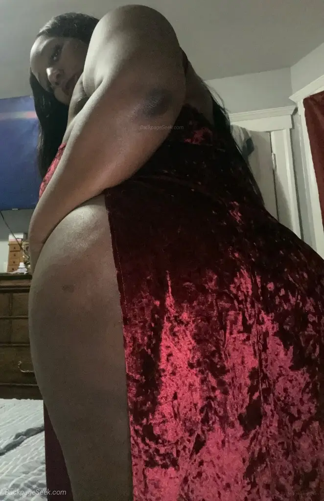 Big Busty Black Shemale Come sit on mama's lap in Detroit – Women Seeking Men photo 6