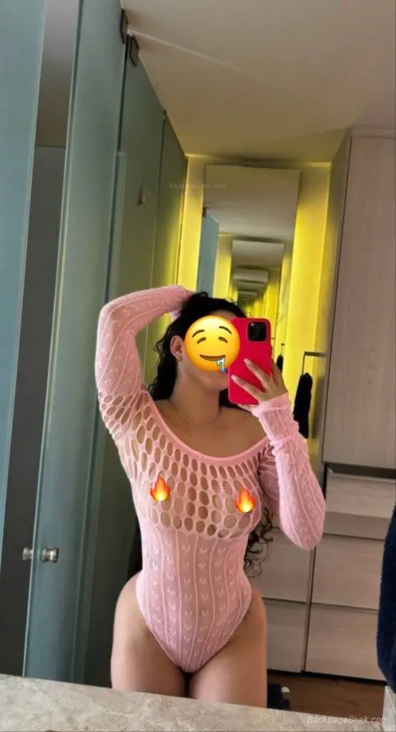 Ven a conocer mi hermoso trasero Joven hermosa dispuesta a c... in Detroit – Women Seeking Men photo 3
