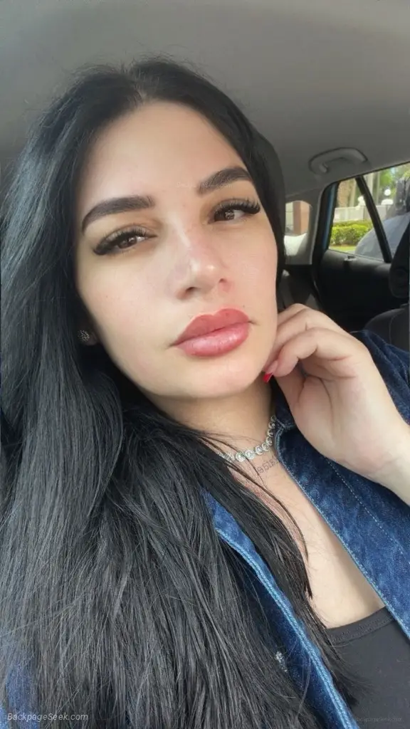 valeria in Detroit – Women Seeking Men photo 4