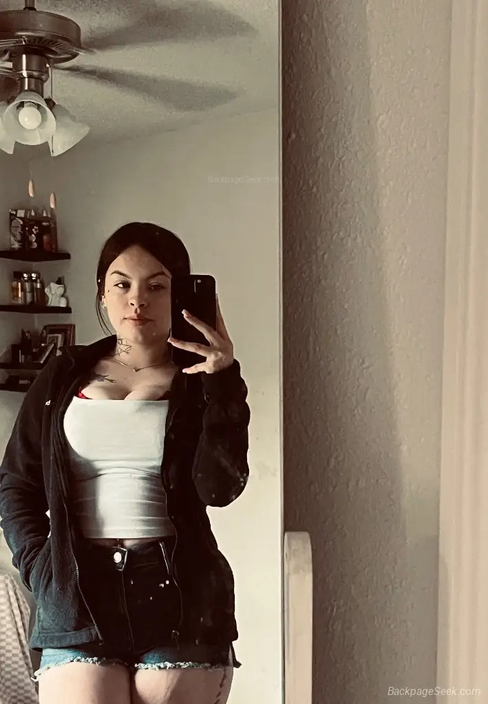 Looking for fun I'm a sexy girl available now in Detroit – Women Seeking Men photo 2