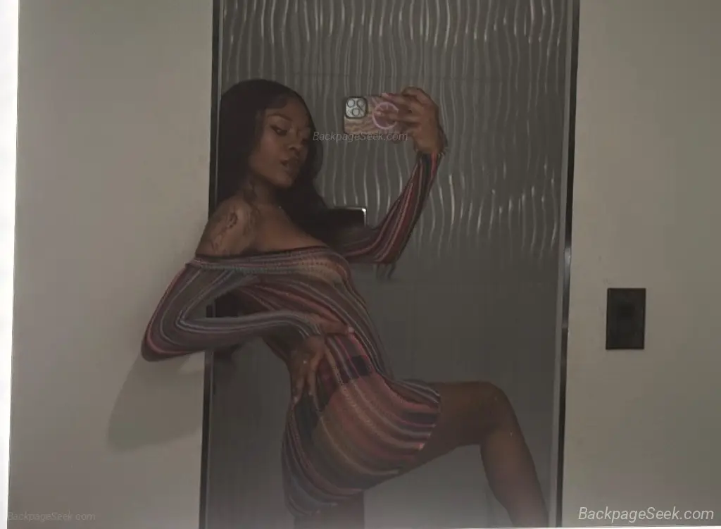 Slim Petite Tight and Wet in Detroit – Women Seeking Men photo 5