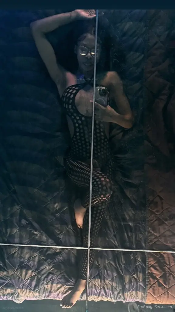 Slim Petite Tight and Wet in Detroit – Women Seeking Men photo 6