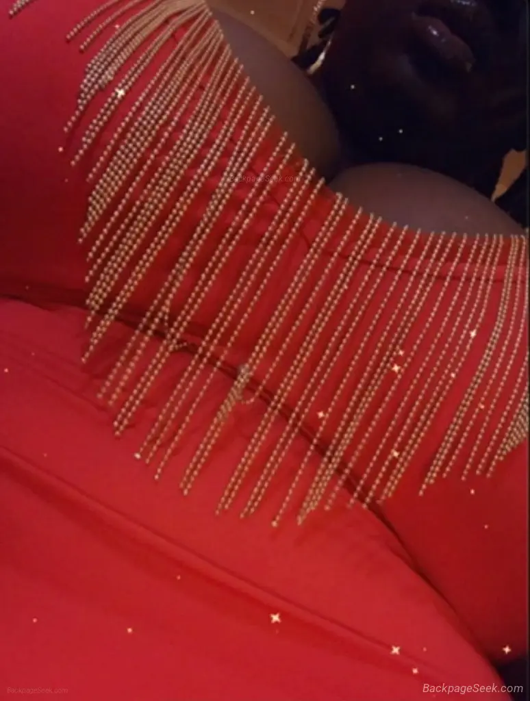 Fluffy And Fine Chocolate Bbw in Detroit – Women Seeking Men photo 5