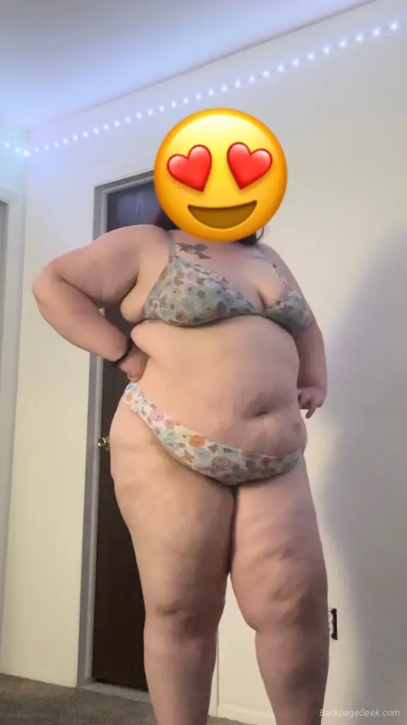 SEXY WHITE BBW INCALL CHESTERFIELD ONLY FANS MODEL in Detroit – Women Seeking Men photo 4
