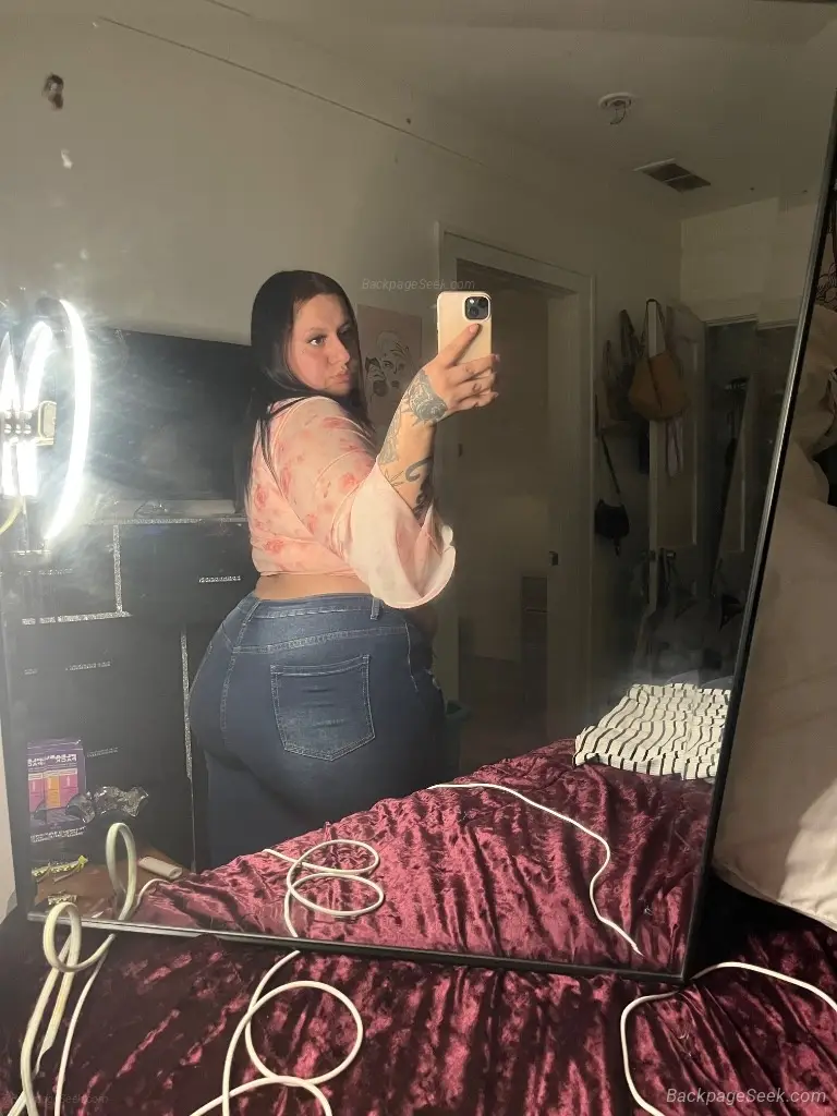thick latina with a fat juicy kitty