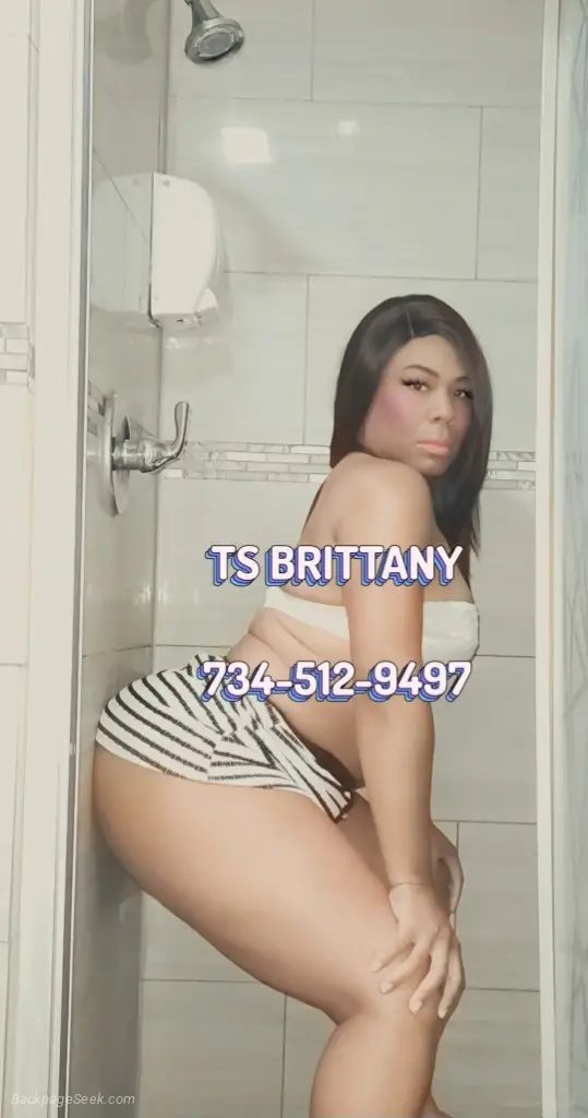 NEW NEW PICS AND VIDEOS!! FREAKY ASS TRANNY SLUT!!! IF YOU LOOKING