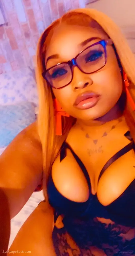 70 SPECIALS SPECIALS SPECIALS the deepthroat queen SPECIALS... in Detroit – Women Seeking Men photo 6