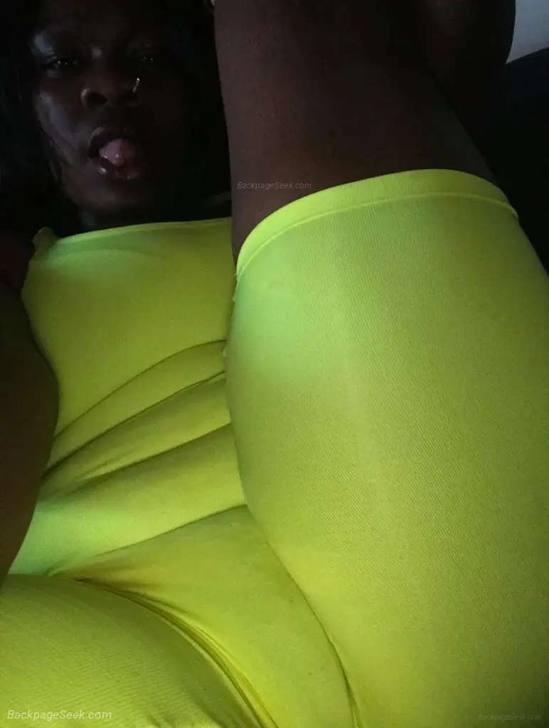Incalls only in Detroit – Women Seeking Men photo 3