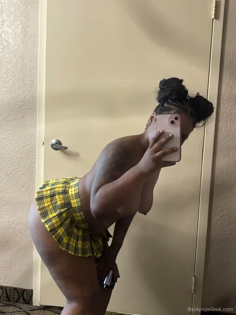 m available now incalls n outcalls QV specials available rea... in Detroit – Women Seeking Men photo 6