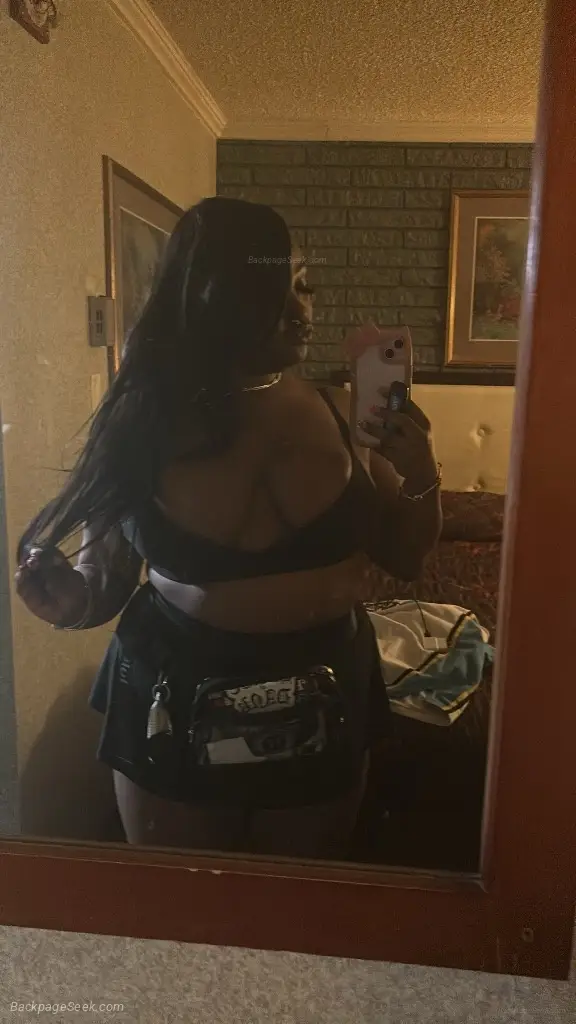 outcalls and incalls cum try the best tight wet sloppy deept... in Detroit – Women Seeking Men photo 5