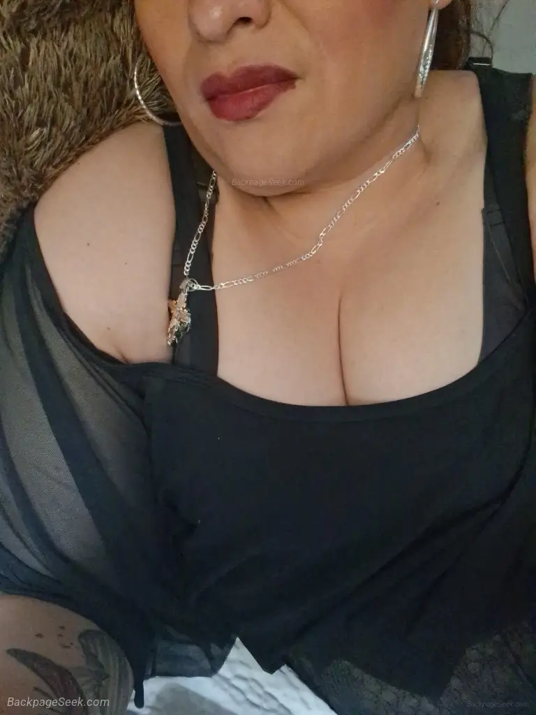 hot and chubby trans girl in Detroit – Women Seeking Men photo 3