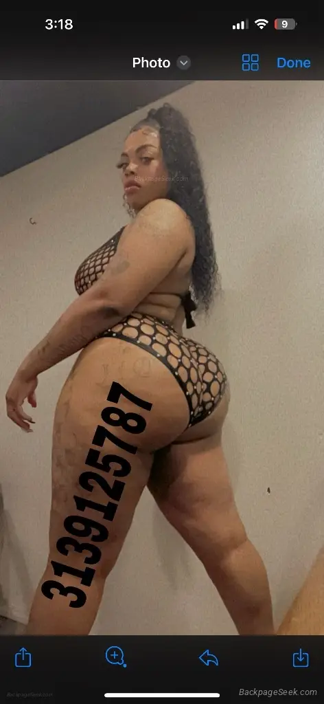 JACKPOT iys ARMANI in Detroit – Women Seeking Men photo 3