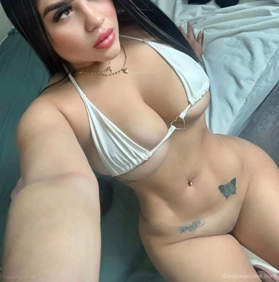 HOT AND SEXY INCALL AVAILABLE NOW in Detroit – Women Seeking Men photo 3