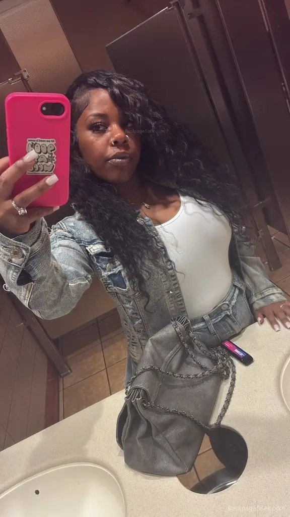 Outcalls in Detroit – Women Seeking Men photo 3