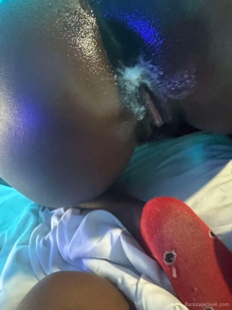 Soo Freaky Wet Tight And Tasty Come Try This Fat Juicy Pussy in Detroit – Women Seeking Men photo 4
