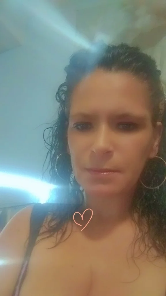 Cute Sexy Sassy in Edmonton – Women Seeking Men photo 3
