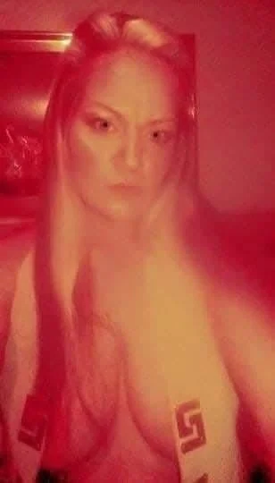 LIZ YOUR SEXY BLONDE BOMBSHELL in Edmonton – Women Seeking Men photo 2