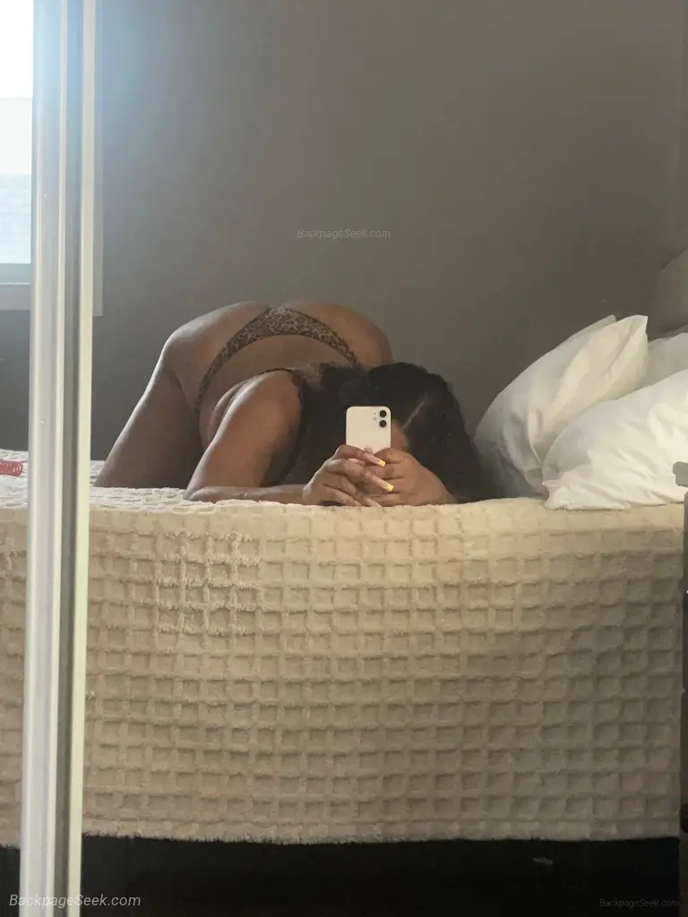 BIG TITTIES SOFT SKIN TIGHT KITTY in Edmonton – Women Seeking Men photo 3