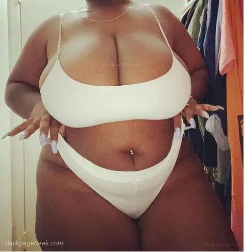 140 HH INCALL HOLIDAY SPECIAL SEXY BIG BOOTY BUSTY EBONY BAB... in Edmonton – Women Seeking Men photo 4