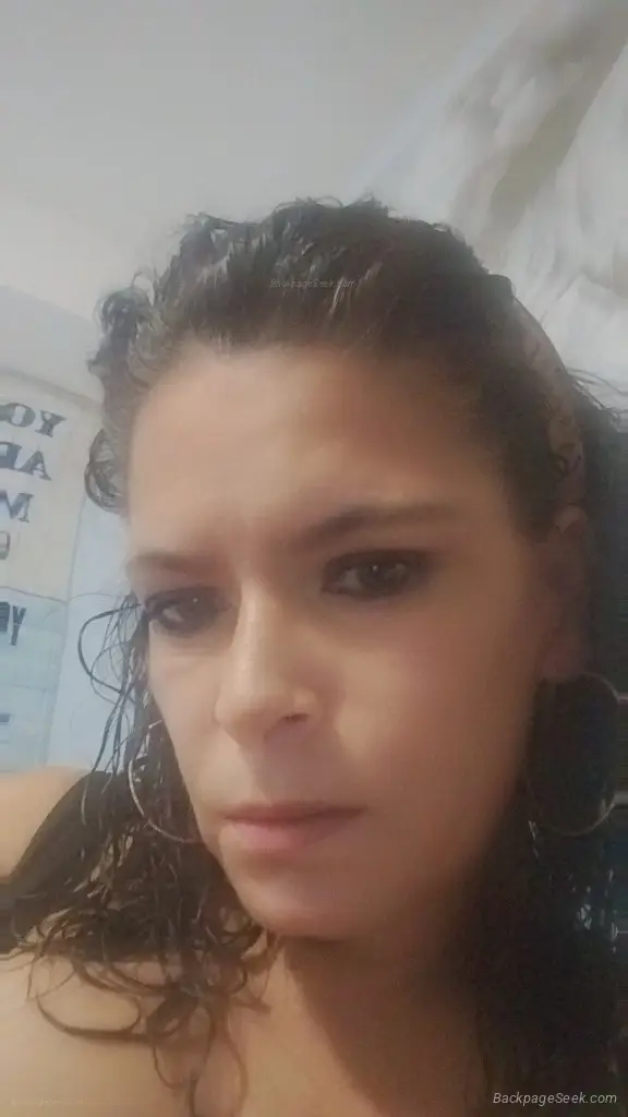 Cute Sexy Sassy Girl in Edmonton – Women Seeking Men photo 2