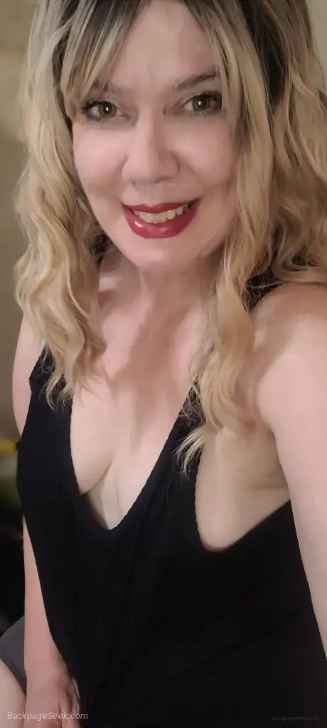 Monday thru Thursday Special rate for OUT CALL Downtown Love... in Edmonton – Women Seeking Men photo 4