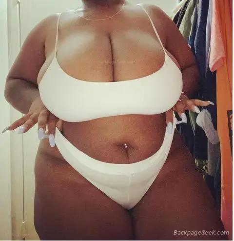 140 HH INCALL HOLIDAY SPECIAL SEXY BIG BOOTY BUSTY EBONY BAB... in Edmonton – Women Seeking Men photo 4