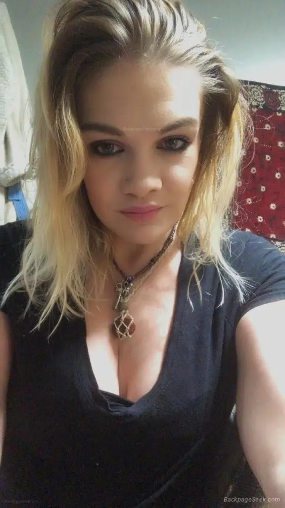 Incall Available AC is on Do you drink soda Because in Edmonton – Women Seeking Men photo 6