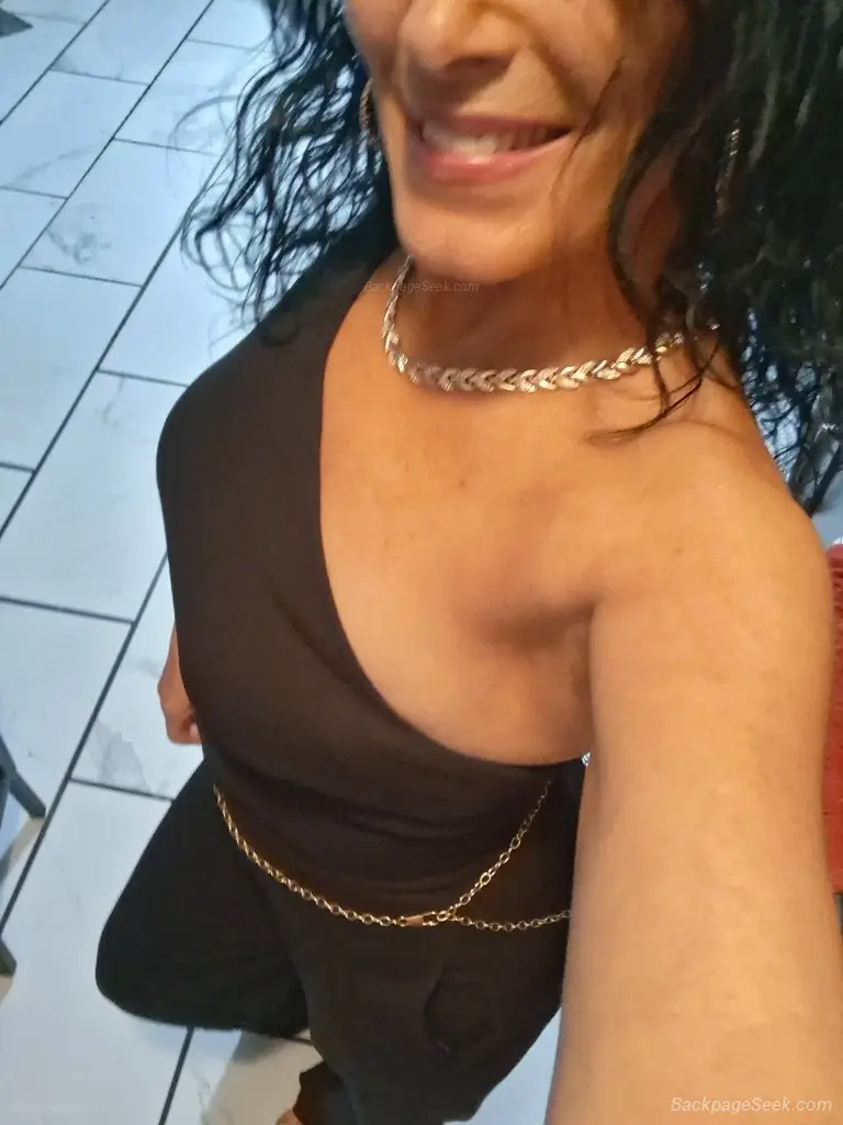 Sexy Cougar Ready to pounce INService Specials