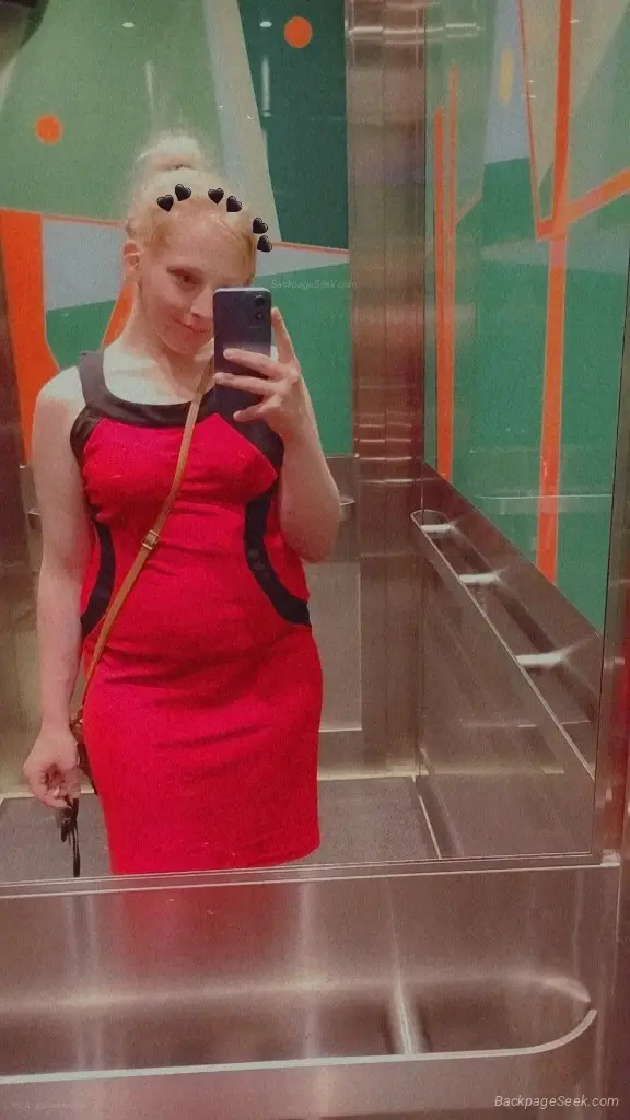 hey daddy looking for a great time with a baddie in Edmonton – Women Seeking Men photo 6