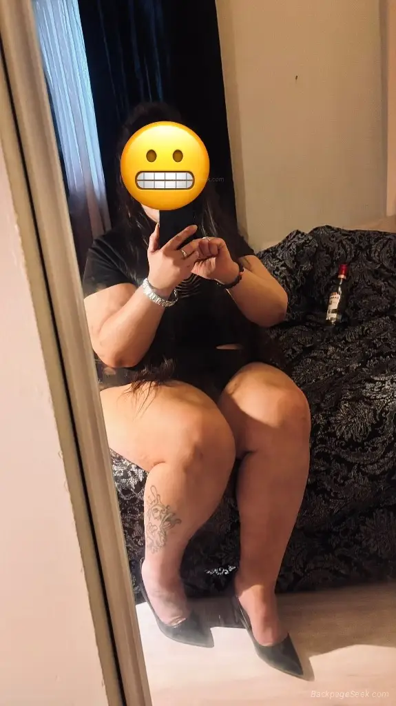 BIG BOOTY SEXY WOMEN Curvy Ass Super Sexy BBW Freak REAL PIC... in Edmonton – Women Seeking Men photo 4