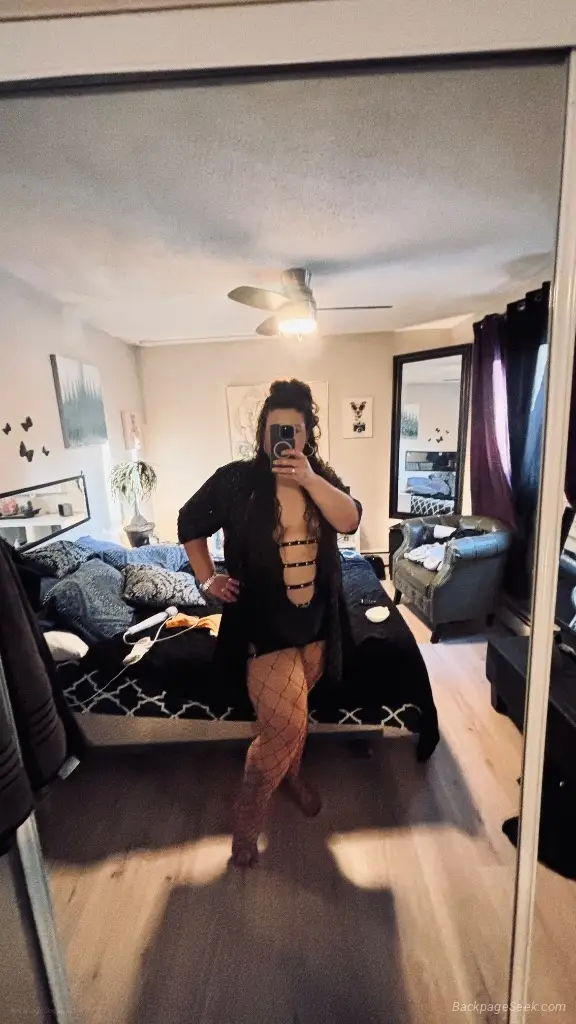BIG BOOTY SEXY WOMEN Curvy Ass Super Sexy BBW Freak REAL PIC... in Edmonton – Women Seeking Men photo 6