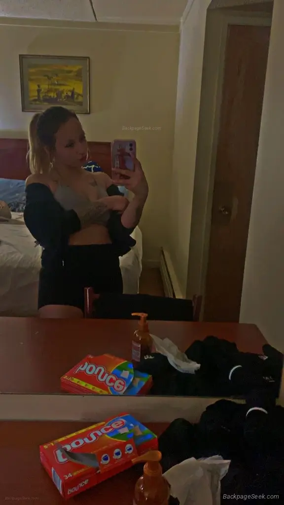 young TIGHT AND WET Daddyyy in Edmonton – Women Seeking Men photo 4