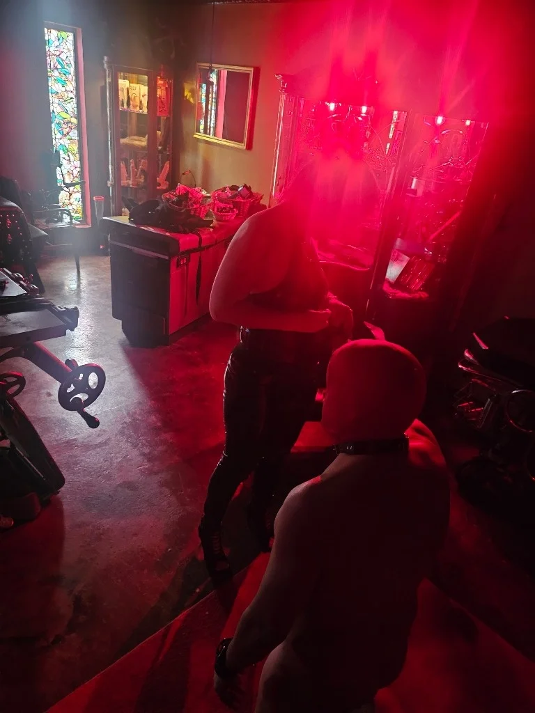 DUNGEON TIME in Pensacola – Women Seeking Men photo 5