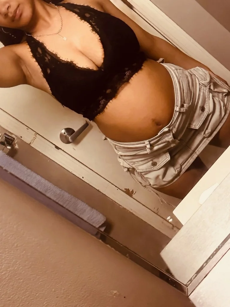YES IM JUST AS DELIGHTFUL AS MY NAME in Fayetteville – Women Seeking Men photo 2