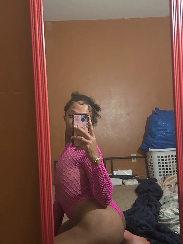 Welcome to a Ts Barbies World in Fayetteville – Women Seeking Men photo 5