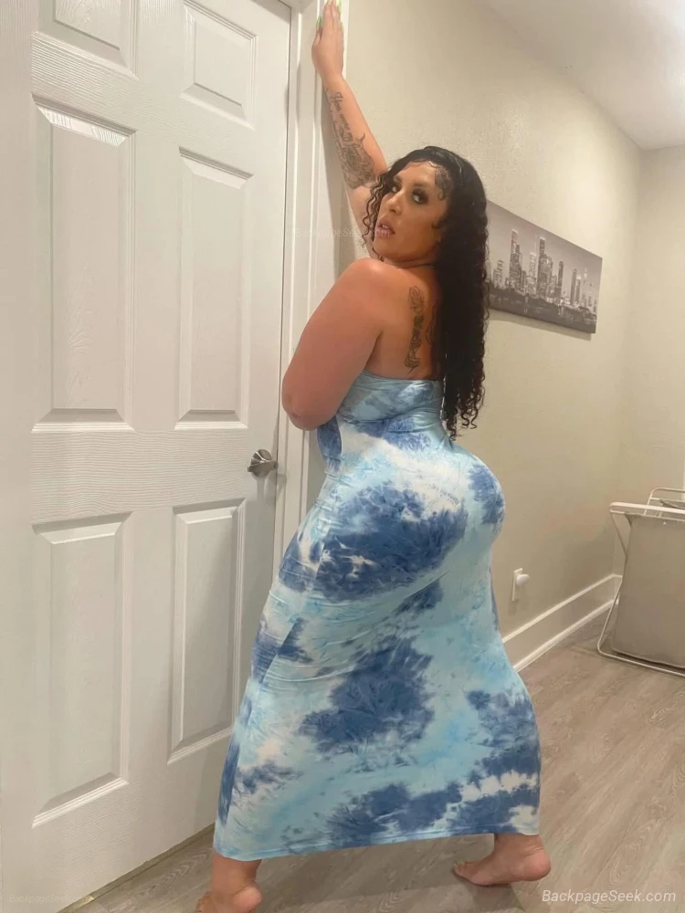 A massage therapistfunflirtyready to meet in Fayetteville – Massage & Bodywork photo 5
