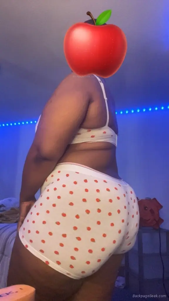 AVAILABLE in Fayetteville – Women Seeking Men photo 3