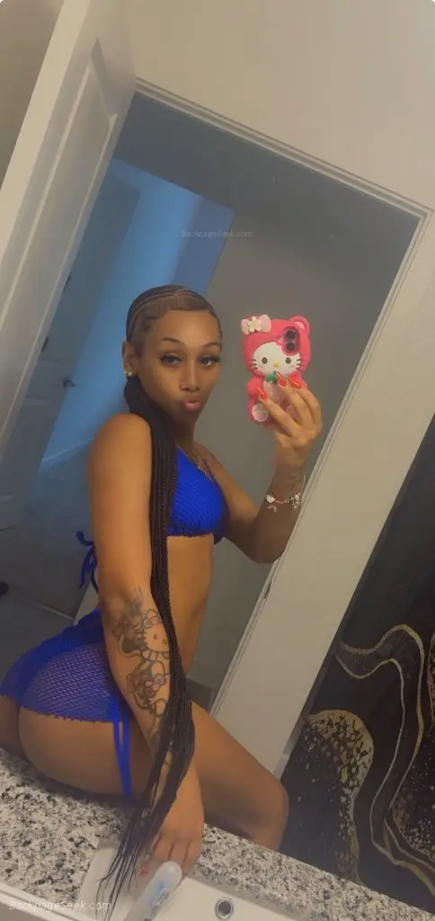 available now !! candy coated coochie come dig in it FACETIME SHOWSSS!!