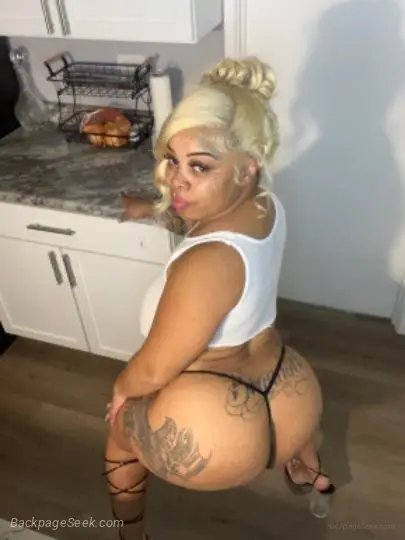 Sexy Big Ass new in city Available hookup Incall or outcall available