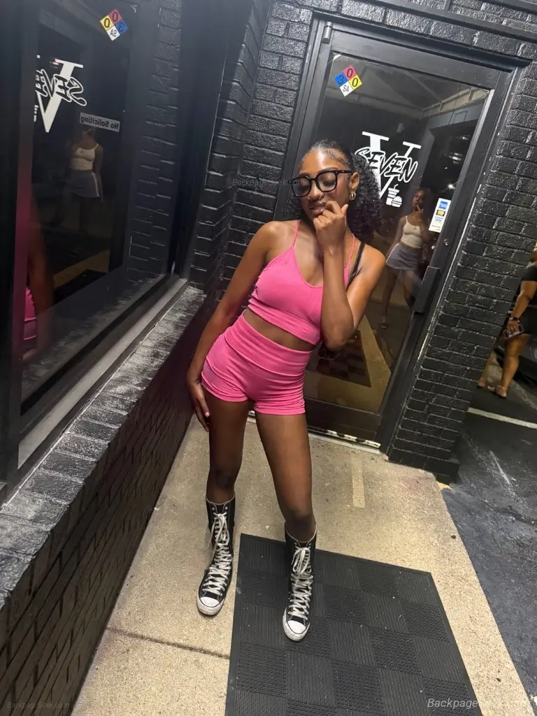 wassup baby come see me stinkkkk in Fayetteville – Women Seeking Men photo 4