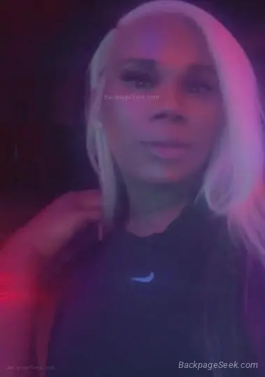 Vers Party Girl in Fayetteville – Women Seeking Men photo 4