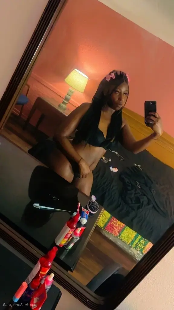 Sexy Horny Independent Girl Juicy Tits And Clean Pussy Don't... in Fayetteville – Women Seeking Men photo 3